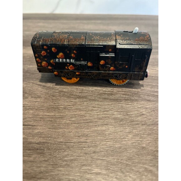 Thomas and Friends Trackmaster Motorized Dirty Diesel - Picture 4 of 5